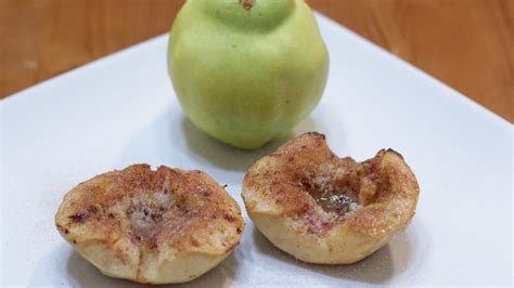 Quince Fruit How To Eat It Baked Quince In The Kitchen With Matt