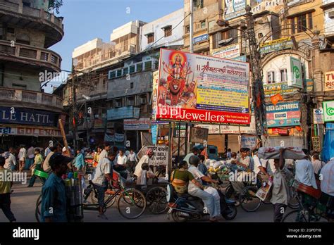 Busy Bustling Market Street In Delhi India Stock Photo Alamy