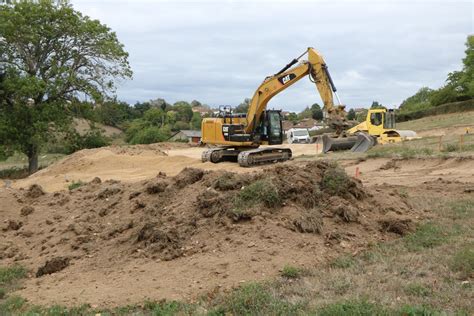 Dompierre Les Ormes Premiers Coups De Pelle Pour Le Futur Lotissement