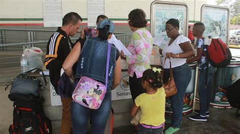 Nuevo vuelo de migrantes cubanos de Costa Rica a México Escambray