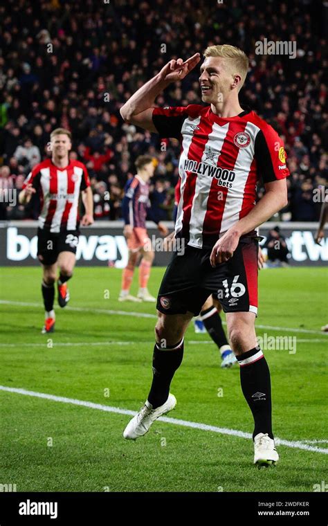 LONDON UK 20th Jan 2024 Ben Mee Of Brentford Celebrates Scoring His