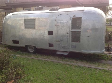 An Awesome And Very Unique Airstream Remodel › Mobile Home Living