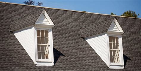 Are Roof Shingle Stains A Problem Adanac Roofing Blog