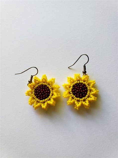 Hand Beaded Sunflower Earrings Etsy Seed Bead Tutorial Bead