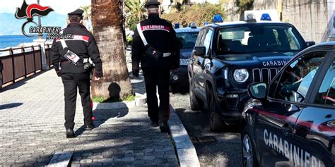 Uomo Accoltellato In Centro A Reggio Calabria Un Arresto Gazzetta