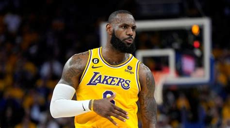 Lebron James Posts Second Cryptic Instagram Story After Retirement Admission Mirror Online