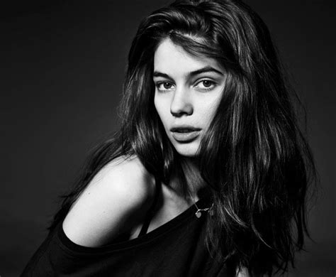 Yana Sotnikova Hands Naked Onlyfans