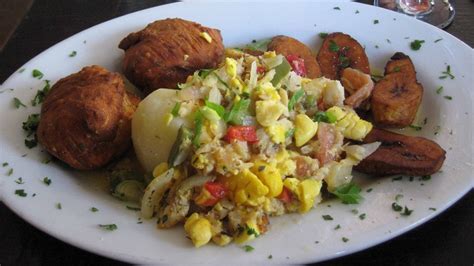 15 National Dishes of the Caribbean - Caribbean & Co.