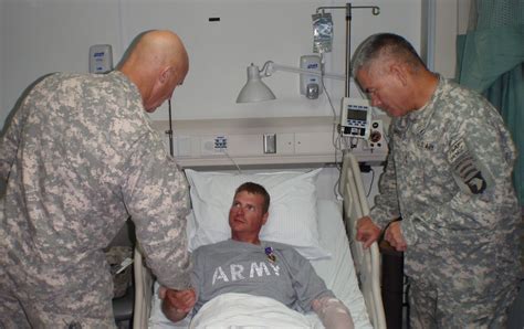 Soldier reenlists after being wounded in action | Article | The United ...