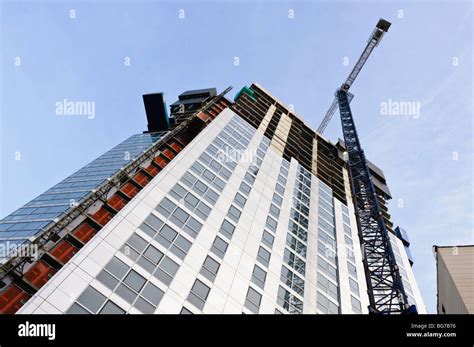 Tallest apartment block ireland hi-res stock photography and images - Alamy