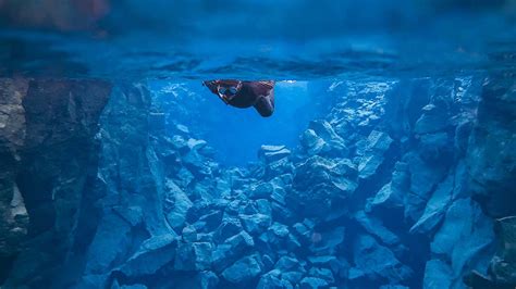 Silfra Fissure: Ice Diving and Snorkeling in Iceland - Scuba.com