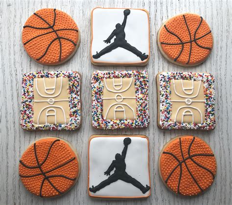 Kelly basketball Cookies | Cookie decorating, Basketball cookies, Cookies