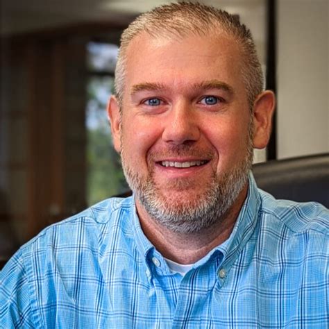 Curtis Tudor - Retirement Plan Consultant - Schneider, Male ...
