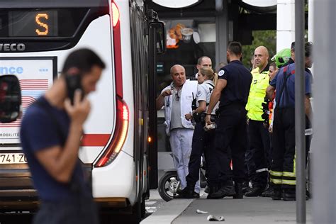 Villeurbanne Ce Que L On Sait De L Attaque Au Couteau Qui A Fait Un Mort