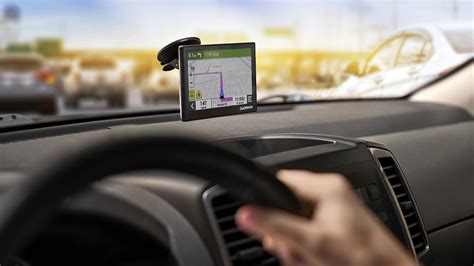 Garmin Drive 53 Car GPS Navigator Has A High Resolution Glass