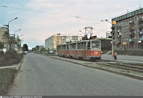 Улица Мориса Тореза
