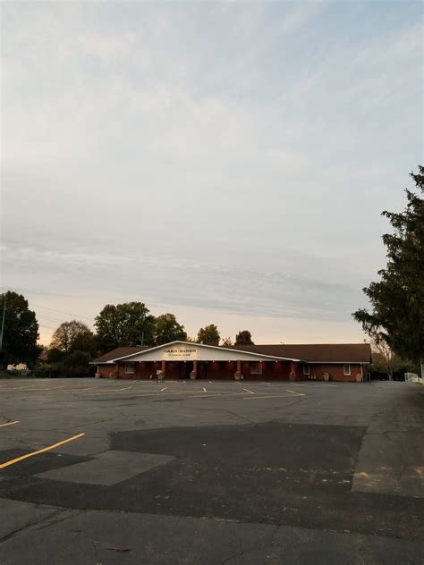 OAKS-HINES FUNERAL HOME - Canton IL - Hours, Directions, Reviews