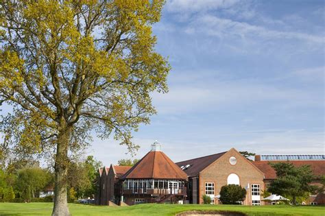 Book Tudor Park Marriott Hotel And Country Club In Maidstone