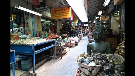 K Tha Prachan Amulets Market In Bangkok Youtube