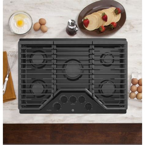 Ge Profile 30 In 5 Burners Black Gas Cooktop In The Gas Cooktops