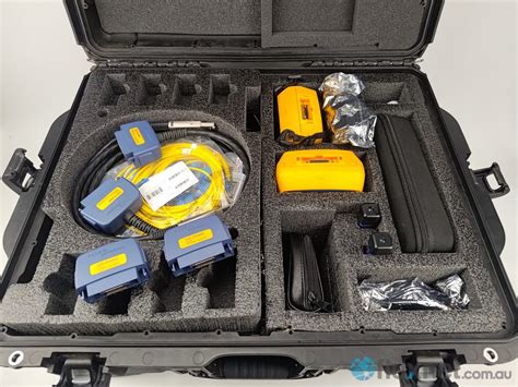 Fluke Networks Dsx Ghz Cable Analyzer With Quad Otdr Olts And