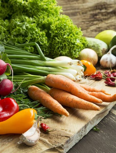 Bio Verduras Escogidas Recientemente Surtido Sano De Las Verduras Foto