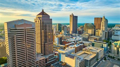 Premium Photo Golden Sunrise Over Heart Of Downtown Columbus Ohio