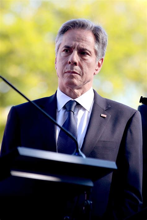 Blinken says US economic support for Niger at risk, EU cuts off aid as