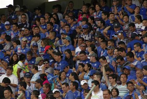 Emelec Multado Por Una Pancarta Contra El T Cnico Espa Ol Ismael Rescalvo