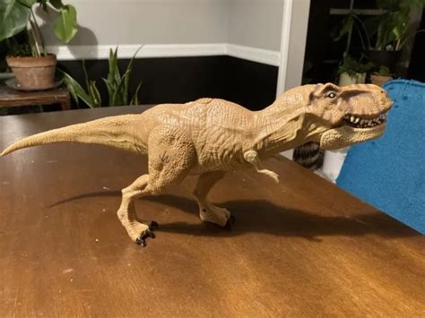 DINOSAURE JURASSIC WORLD Legacy Collection T Rex Extreme Chomping