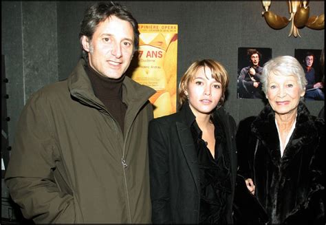 Photo Antoine de Caunes avec sa fille Emma et sa mère Jacqueline