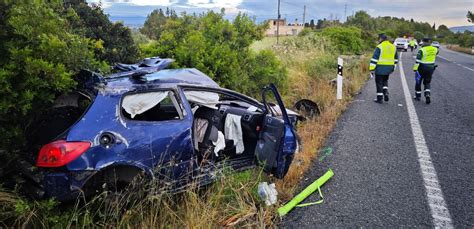 Seis Heridos Uno De Ellos Grave En Un Accidente En La Carretera De