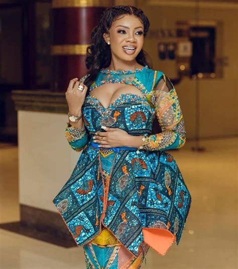 Amazing Ankara Long Dresses Gown Styles 2020 For Ladies