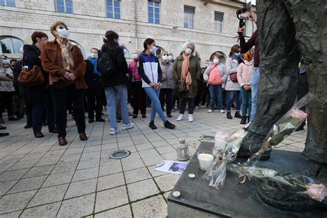 Besançon Hommage Attentat De Conflans 800 Personnes Rassemblées En