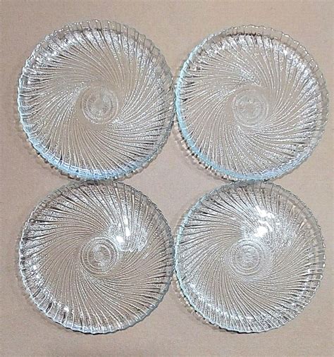 4 Vintage Arcoroc Seabreeze Clear Glass Swirl Pattern Salad Plates 7 3