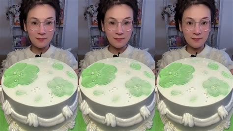 Asmr🍰eat Green Cream Cake🍰 Soft And Waxy Sound 크림 케ց 먹방 Mukbang Satisfaction Youtube