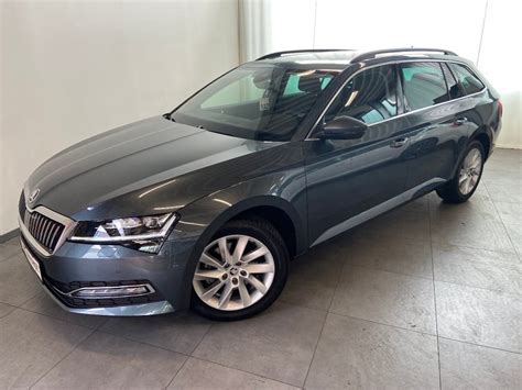 Skoda Superb Combi Style 2 0 TDI DSG MATRIX PANO KAMERA ACC Gebraucht