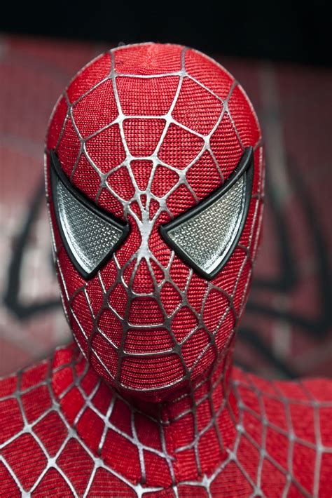 Doons Dungeon Hot Toys Spiderman Spiderman