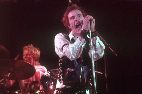 Sex Pistols Drummer Recalls Carnage Of Their Infamous US Tour RetroRock Radio Network