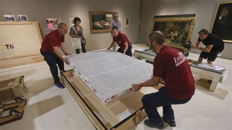 Fotos del montaje de la nueva exposición del Museo Carmen Thyssen de Málaga