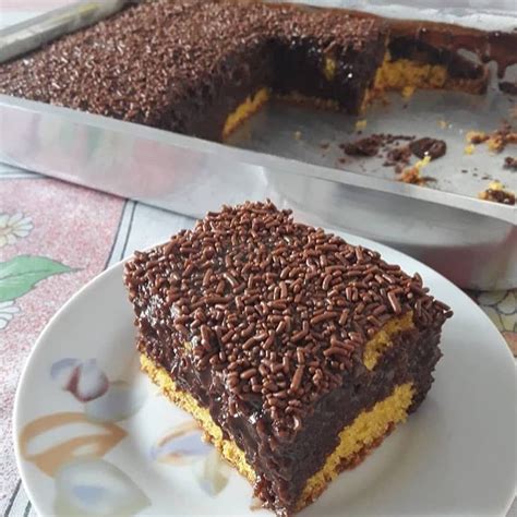 Bolo De Cenoura Fofinho E Uma Calda De Chocolate Maravilhosa Meu