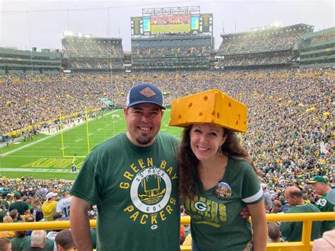 Steph’s First Packers Game Experience - Madison's Country Q106