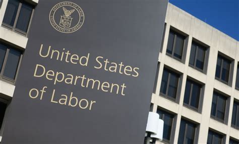 Worker Advocates Urge Labor Department To Restore Obama Overtime Rule