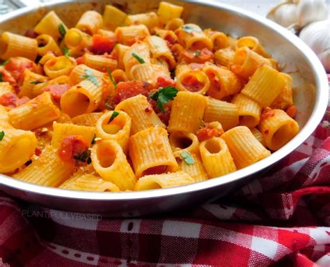 Mezzi Rigatoni Arrabbiata How To Cook Pasta Marinara Sauce Recipe