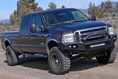 Trailready® Ford F 250 Super Duty With Open End And Crash Bar 2001 Light Line Full Width Black