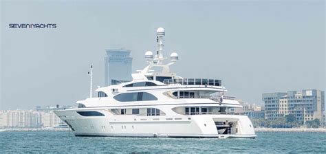 Super Yachts Charter - 200ft Benetti Dubai | Seven Yachts