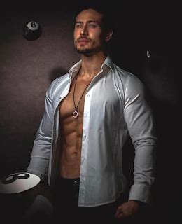 Shirtless Bollywood Men Random Hot Tiger Shroff Shirtless Shots Abs Galore