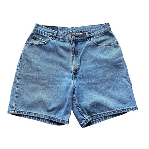 Levi S Shorts Vintage Levis Mom Shorts 55 Relaxed Fit Poshmark