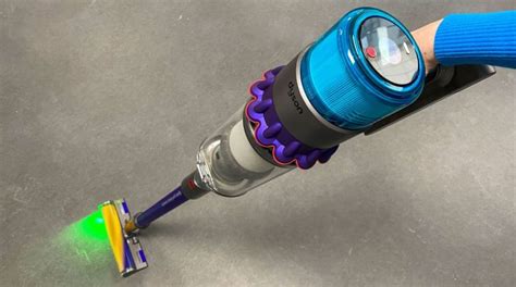 Le nec plus ultra des aspirateurs Dyson est à prix réduit sur le site