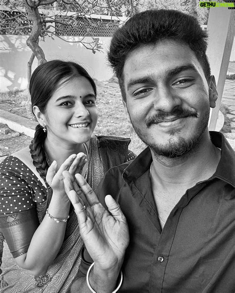 Haripriya Isai Instagram Our Brother And Sister Relationship 🫂 ️♾️ No